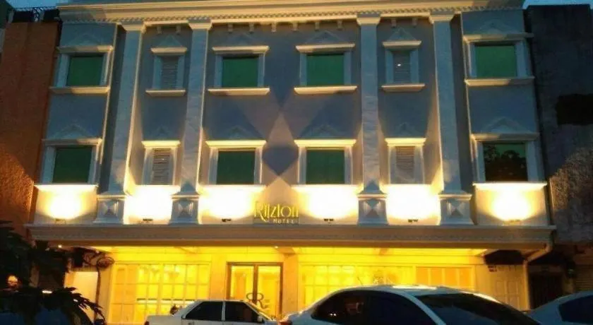 Ritzton Hotel Johor Bahru 3*,  Малайзия