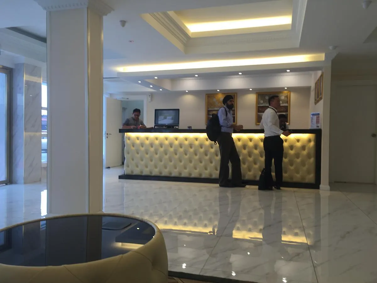 Ritzton Hotel Johor Bahru 3*,