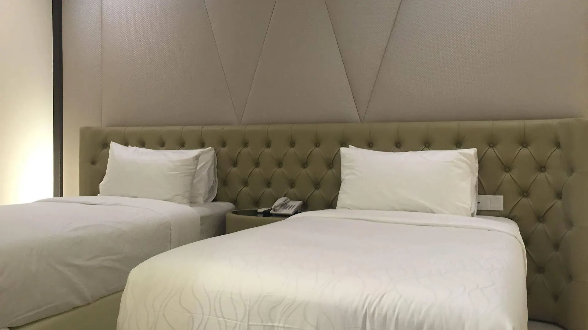 Ritzton Hotel Johor Bahru 3*,  Малайзия
