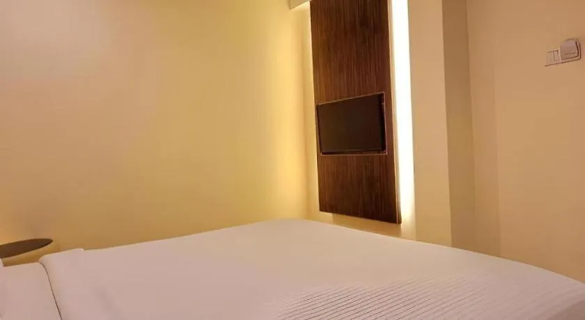 Ritzton Hotel Johor Bahru 3*,